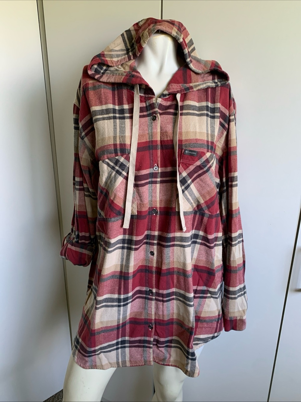 Women’s 2XL Columbia hooded flannel roll tab shirt